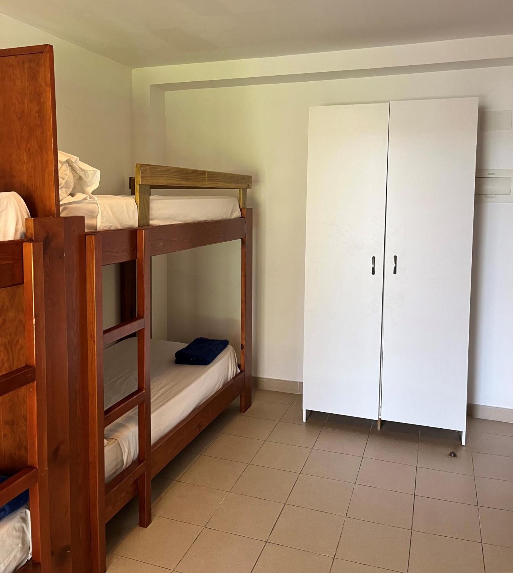 Albergue Zaragoza Camping Екстер'єр фото